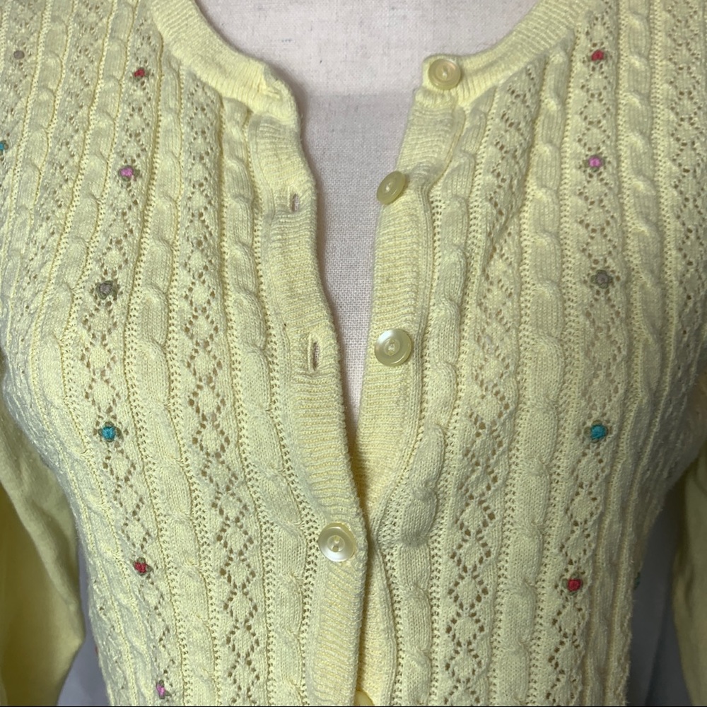 Embroidered Yellow cardigan size L